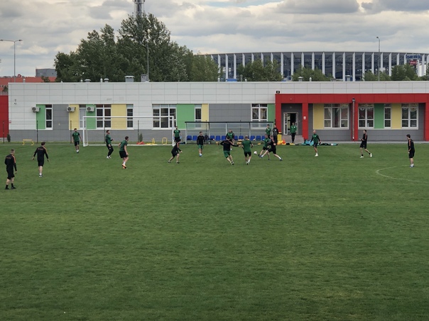 После окончания первой тренировки нового сезона 2019/20гг. комментарий пресс-службе клуба дал главный тренер "Оргхима" Рашид Камалетдинов. В интервью он рассказал о состоянии Дмитрия Голубева, когда начнёт тренироваться с основой Максим Серебряков и о том, соскучился ли по работе.