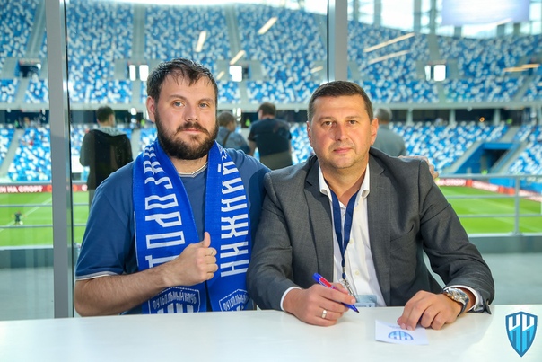 Автограф-сессия с Александром Липко.