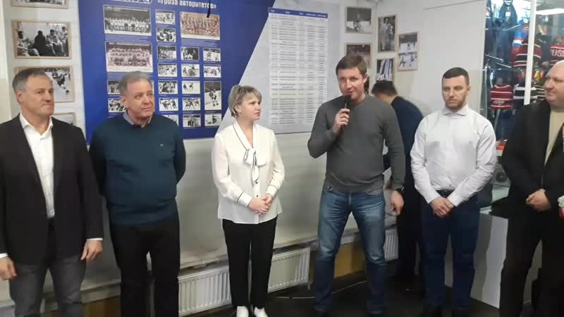 РОМАН МАЛОВ - НА ОТКРЫТИИ