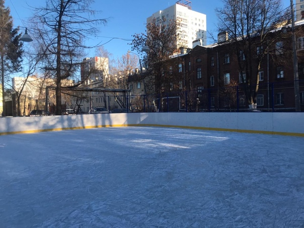 ХОККЕЙНЫЕ КОРОБКИ НАЧАЛИ ЗАЛИВАТЬ В НИЖНЕМ НОВГОРОДЕ