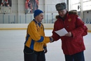 19 февраля в ФОКе "Триумф" в Володарске состоялся традиционный турнир по мини-хоккею с мячом на Кубок Специализированной Пожарно-спасательной части 1, входящей в состав ФГКУ "Специальное управление ФПС 38 МЧС России". В соревнованиях приняли участие четыре команды, которые сыграли между собою по круговой системе. Борьба шла на каждом метре ледового пространства, большого преимущества не имела ни одна команда, никто не хотел уступать, в пылу борьбы порой доходило до рукопашных схваток. В итоге упорных соревнований Кубок завоевала команда ветеранов, которая почти полностью состояла из бывших игроков команды мастеров "Уран". На втором месте оказался прошлогодний победитель турнира - команда ФКП завода им.Я.М.Свердлова, в составе которой также были бывшие хоккеисты команды мастеров. На третьем и четвертом месте расположились соответственно сборные команды части 1 Дзержинска и частей Нижнего Новгорода. Поздравляем всех участников турнира и всех любителей хоккея с мячом с наступающим праздником 23 февраля!