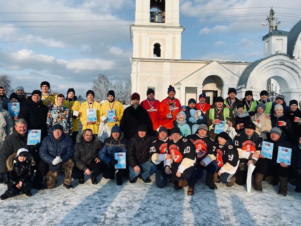 «Хоккей в валенках» прошёл в селе Красное!