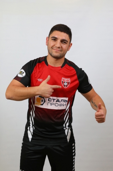 ❤🖤 ГОРУ ДАНИЕЛЯНУ - 33!
👉 5 января исполнилось 33 года игроку..