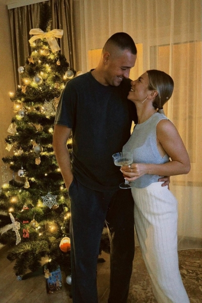 🌲 СЕМЬИ ФЕДОТОВЫХ И ПАНТЕЛЕЕВЫХ ПОЗДРАВЛЯЮТ С НОВЫМ..
