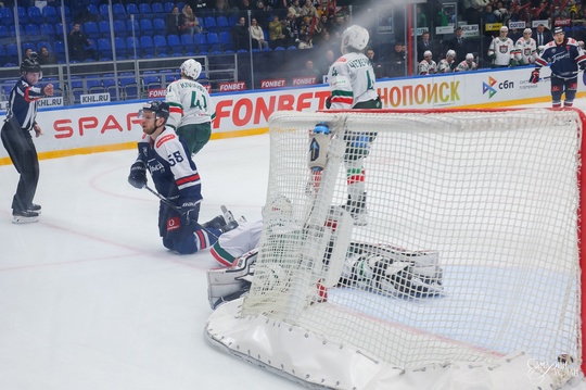📸📸📸Фотографии матча ВХЛ. ХК Торпедо-Горький vs ХК Барс 7:2
Все..
