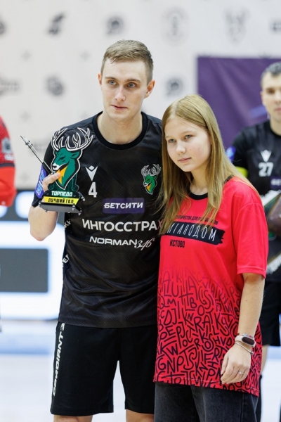 Место для твоего лайка 👍️
🎖️ Александр Гребенщиков собрал..