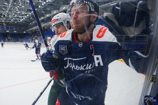 📸📸📸Фотографии матча ВХЛ. ХК Торпедо-Горький vs ХК Барс 7:2
Все..