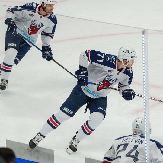 Мы размялись! 🏒
А вы?..