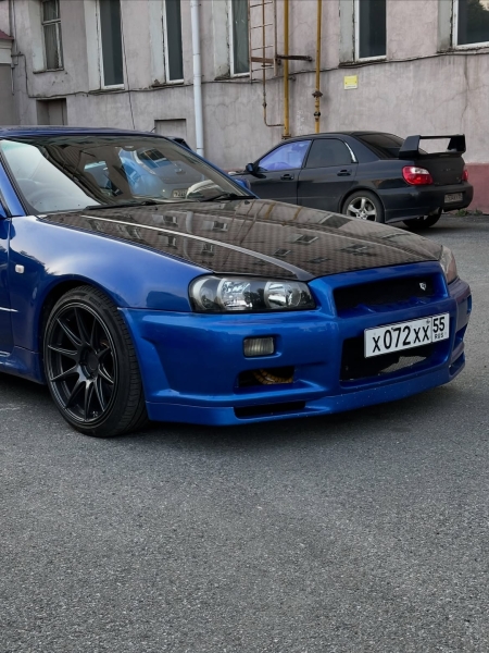 У Дениса Костина свои приятные заботы как владельца Nissan Skyline R34 из..