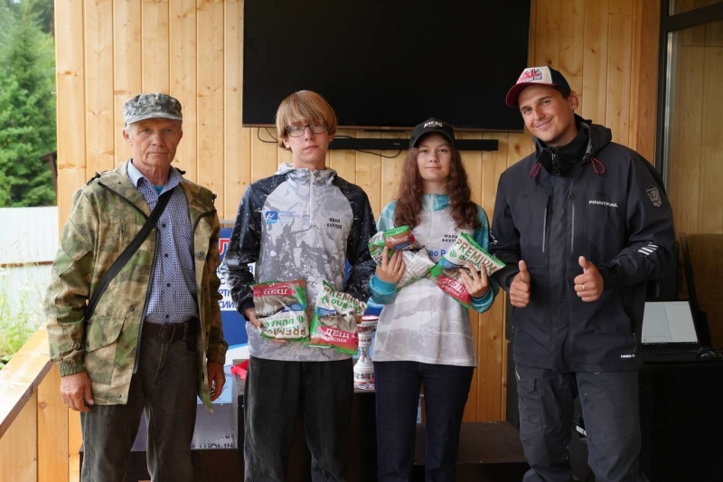 Рыбалка объединяет и помогает растить будущих чемпионов! 🎣..