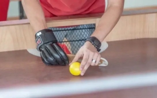 Теннис без ограничений объединяет сильных духом 🏓
Первый..
