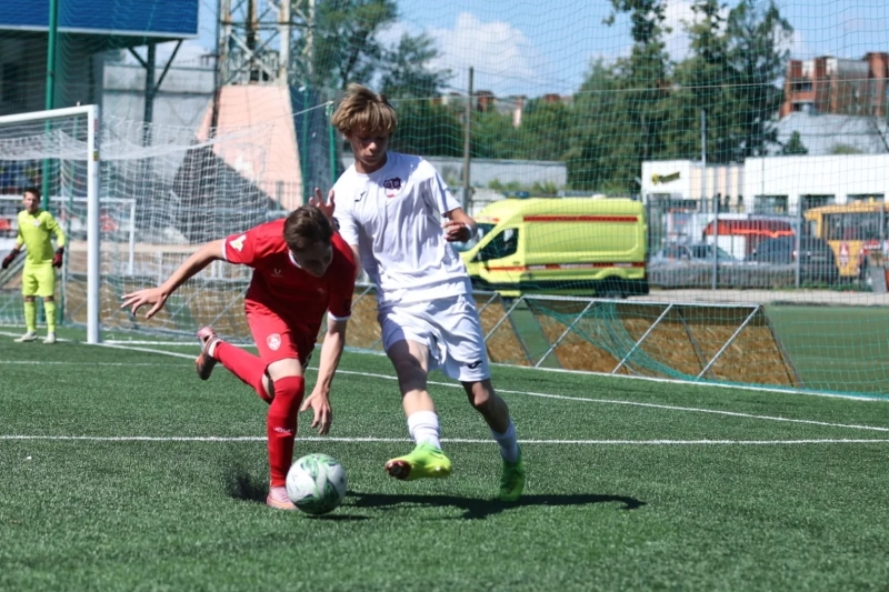 🌍 ЮФЛ "ПРИВОЛЖЬЕ" СШОР-8 u15 - "ЧЕЛЯБИНСК u15" - 2:2 (2:2)
📸 Фото Дениса..