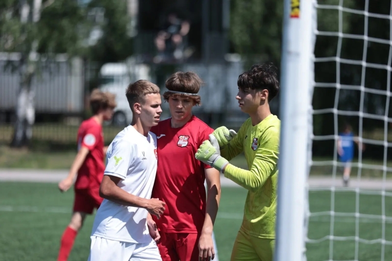 🌍 ЮФЛ "ПРИВОЛЖЬЕ". СШОР-8 u16 - ЧЕЛЯБИНСК u16 - 0:2
🗒 Фото Дениса..
