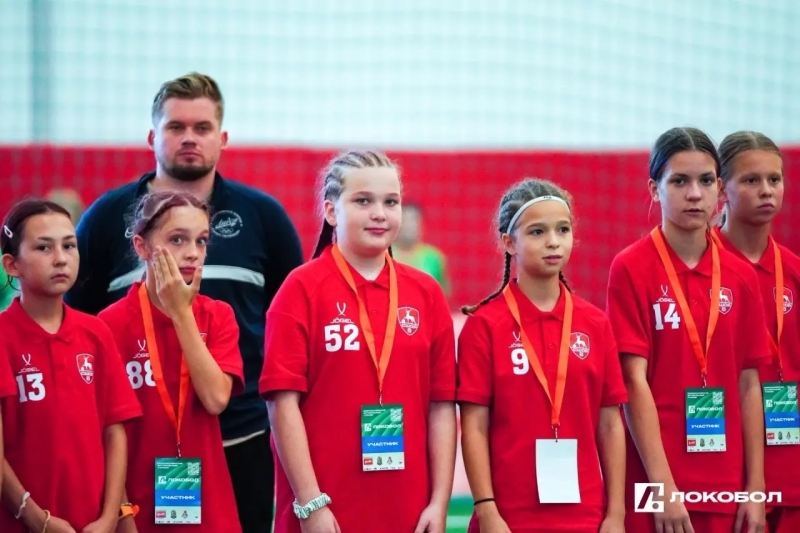 🥉ФУТБОЛИСТКИ СШОР-8 &mdash; БРОНЗОВЫЕ ПРИЗЁРЫ СУПЕРФИНАЛА..