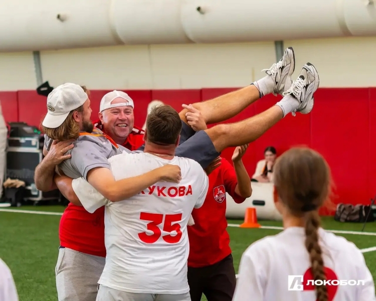 🥉ФУТБОЛИСТКИ СШОР-8 &mdash; БРОНЗОВЫЕ ПРИЗЁРЫ СУПЕРФИНАЛА..
