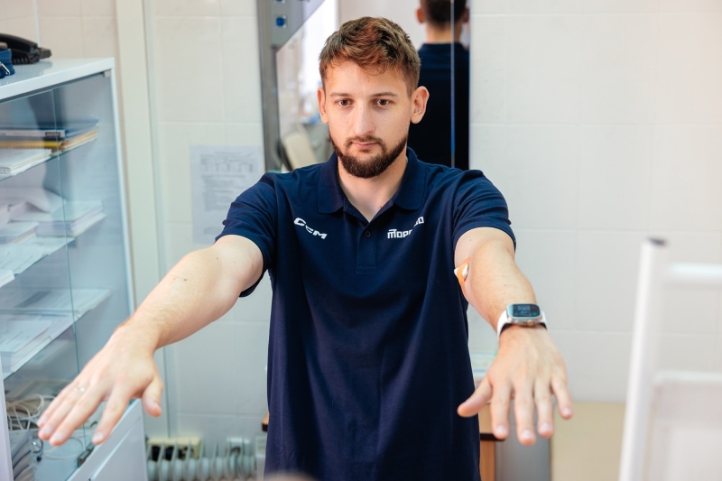 Второй день медицинского обследования &mdash; позади! ✅
Вся команда..